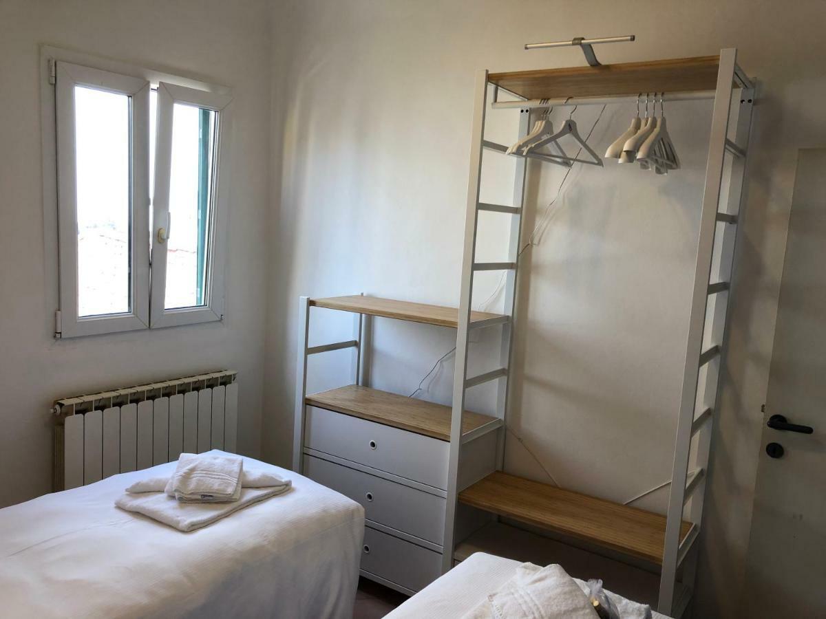 Piaggione Apt, Galante In Appartement